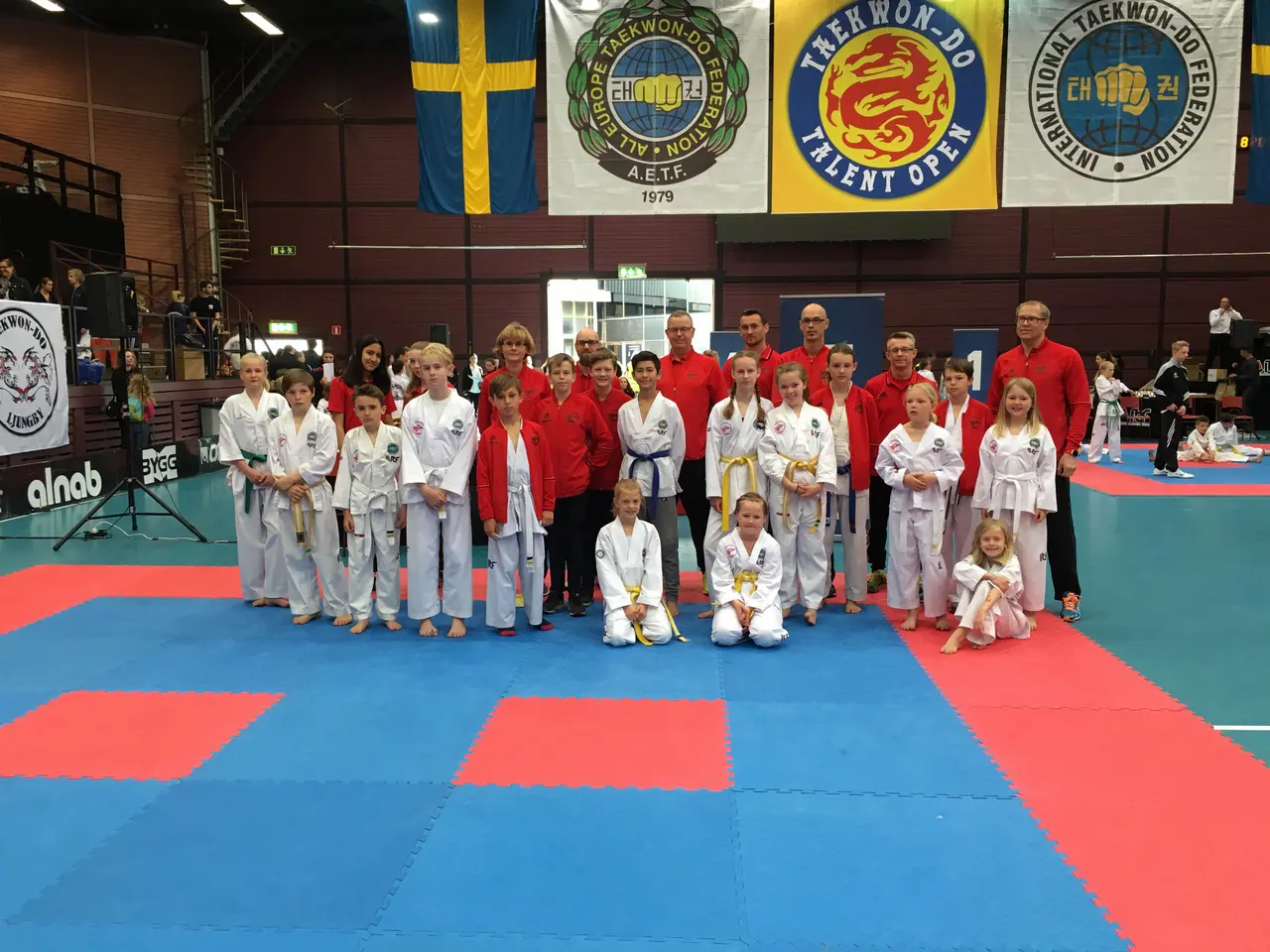 Några av deltagarna och coacherna i Talent Open 2017