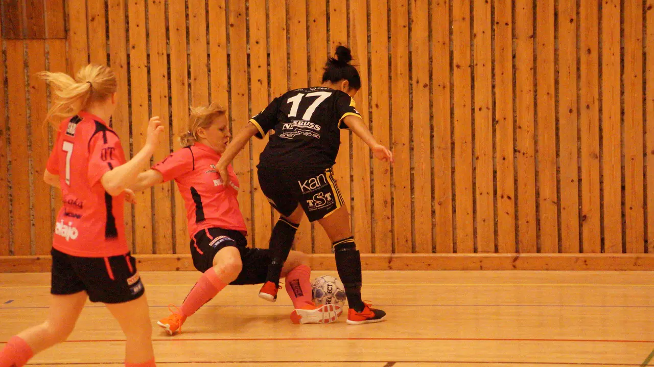 Malin i match mot FC