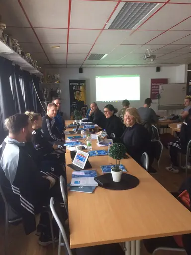 Teori i föreningslokalen