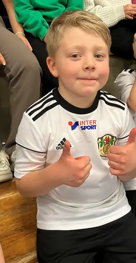 Goa bilder från dagens matcher i Idrottshallen