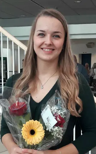 De nio stipendiaterna, som studerar runt om i Sveirge