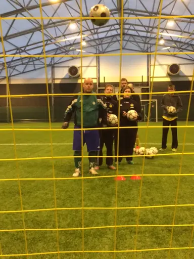 från gårdagens träning i bollhallen