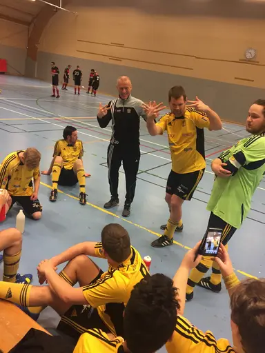 goa bilder från en go dag i Linköping, det blev guld för båda lagen