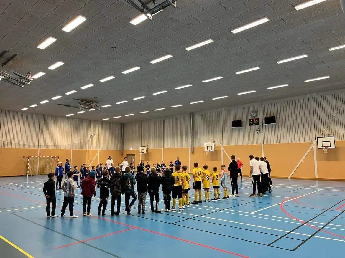 Tackning efter matcherna i södra vi.
