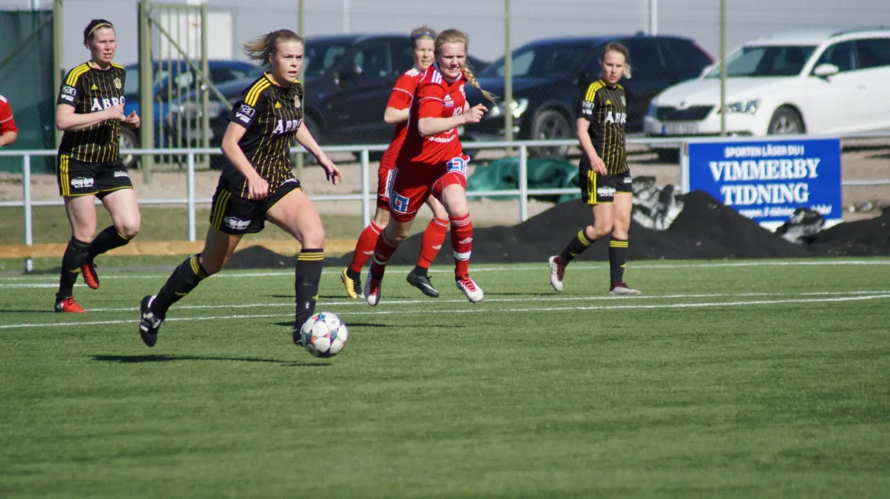 VIF:s backgigant under våren, Malin Söderlund, given i lördagens match!