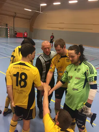 goa bilder från en go dag i Linköping, det blev guld för båda lagen