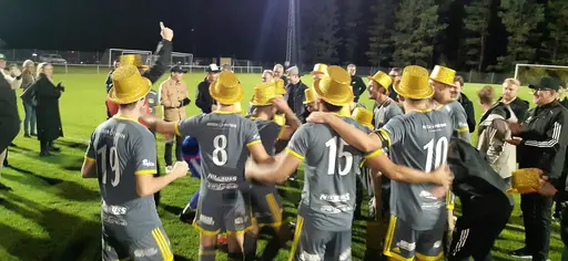 Guldhattar på när VIF tog sig 3an .....