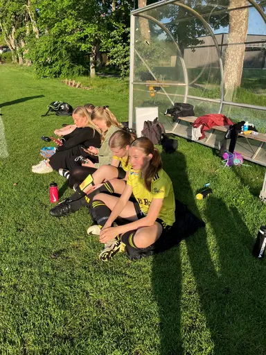 Viktig bänk som kom in och förändrade och Veras fem mål som definitivtv avgjorde matchen