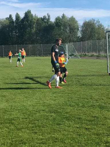 Målvaktsträning med framtidens bynmålvakter