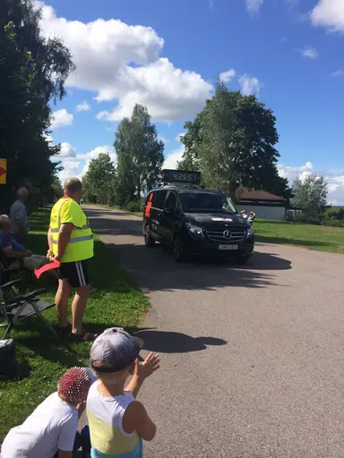 Folkfest i Byn, RIK hjälper till med trafikvakteri samt en dryck/energidepå.