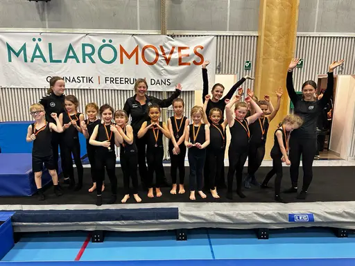 Härliga bilder från terminens tävlingar och kick-off.