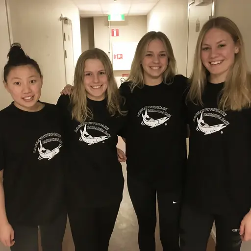 Helgens medaljörer, Clara, Saga, Emanuel, Ebba, Natalie och Gustav