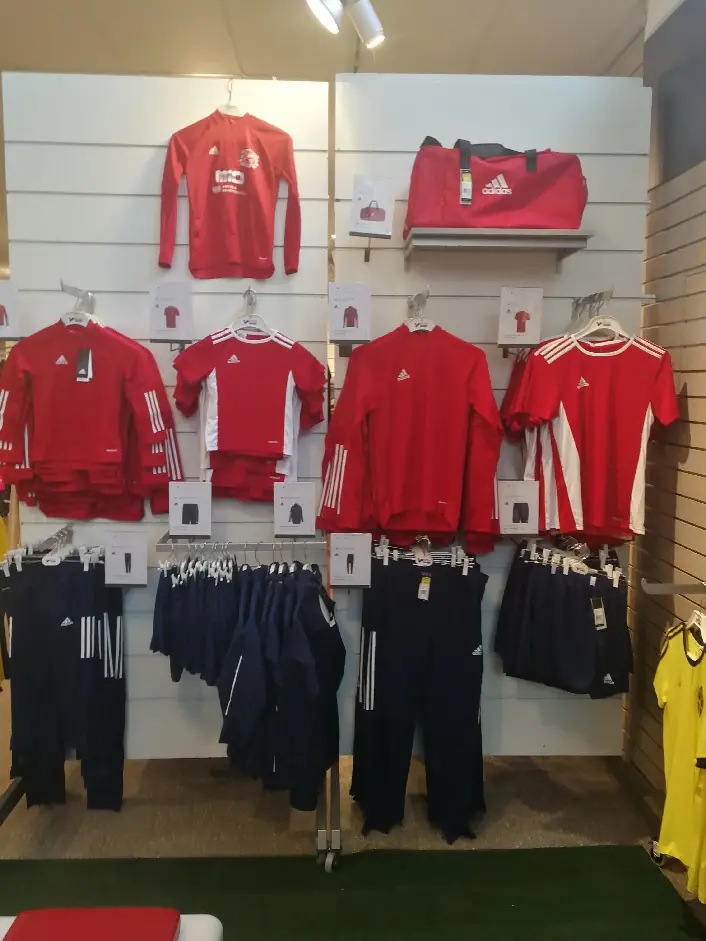 Testa storlekar på Intersport - beställ direkt på nätet!