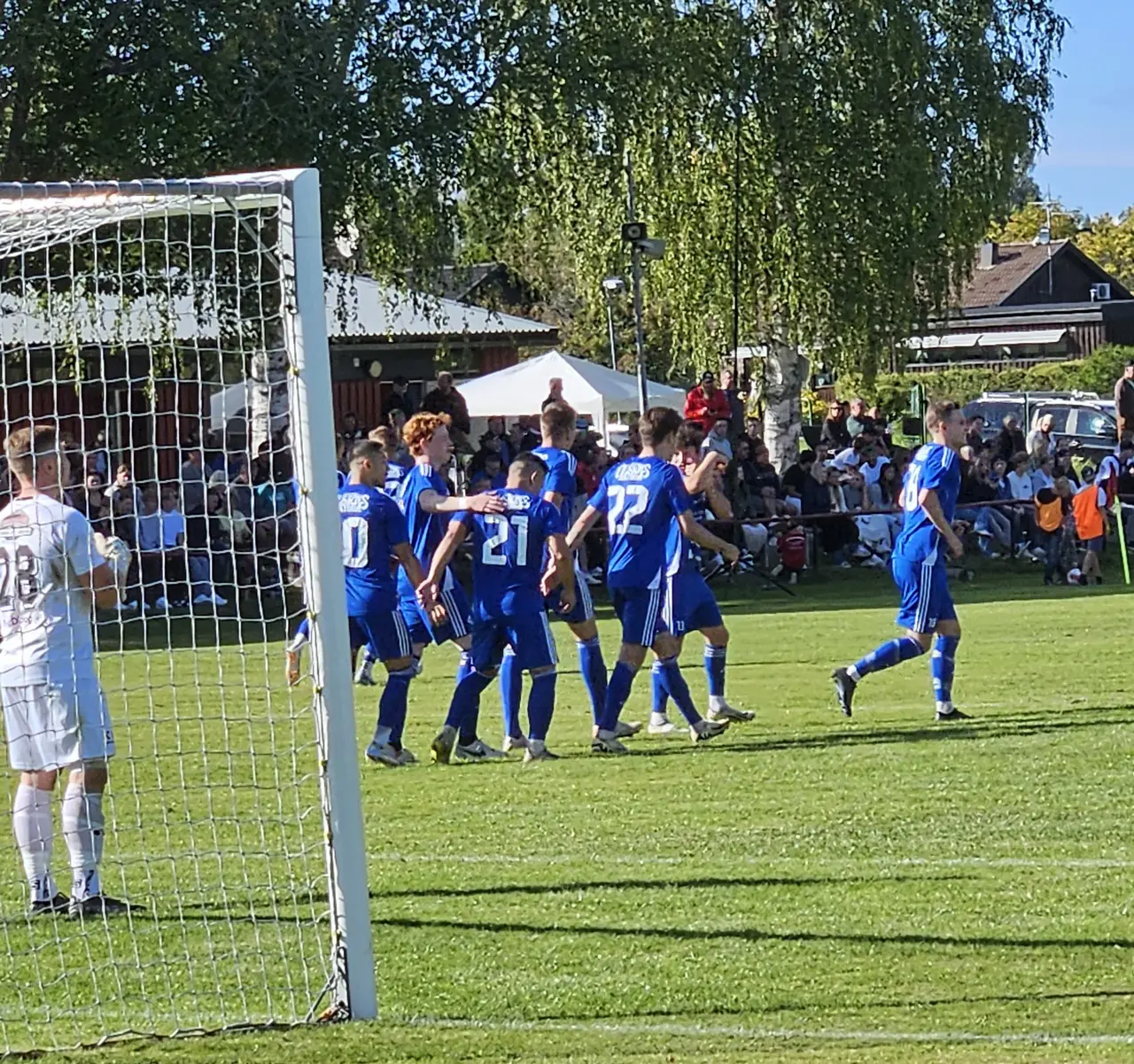 Arvikajubel efter att Filip Åström gjort 2-1. Örnen fixade dock en poäng
