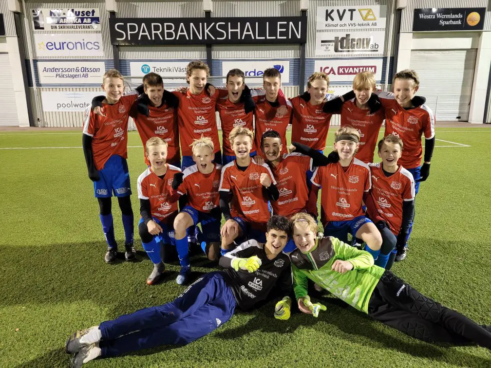 Glada Arvikaspelare i P07. Nästa år spelar man i en regional serie!