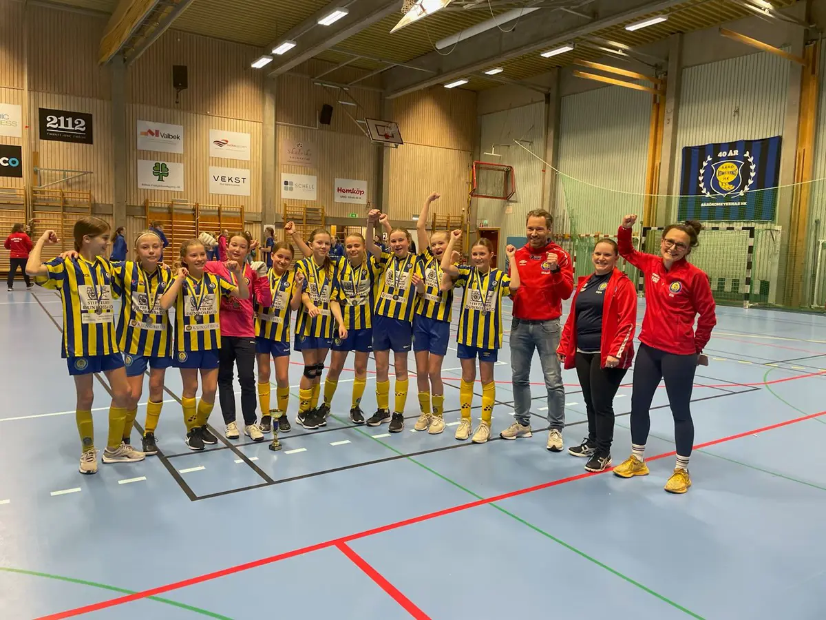 F2011 gick ända till final i sin första cup med resultaträkning, Grattis!
