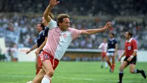 Dansk dynamit! modell 1986 när alla svenskar hejade på Danmark i VM