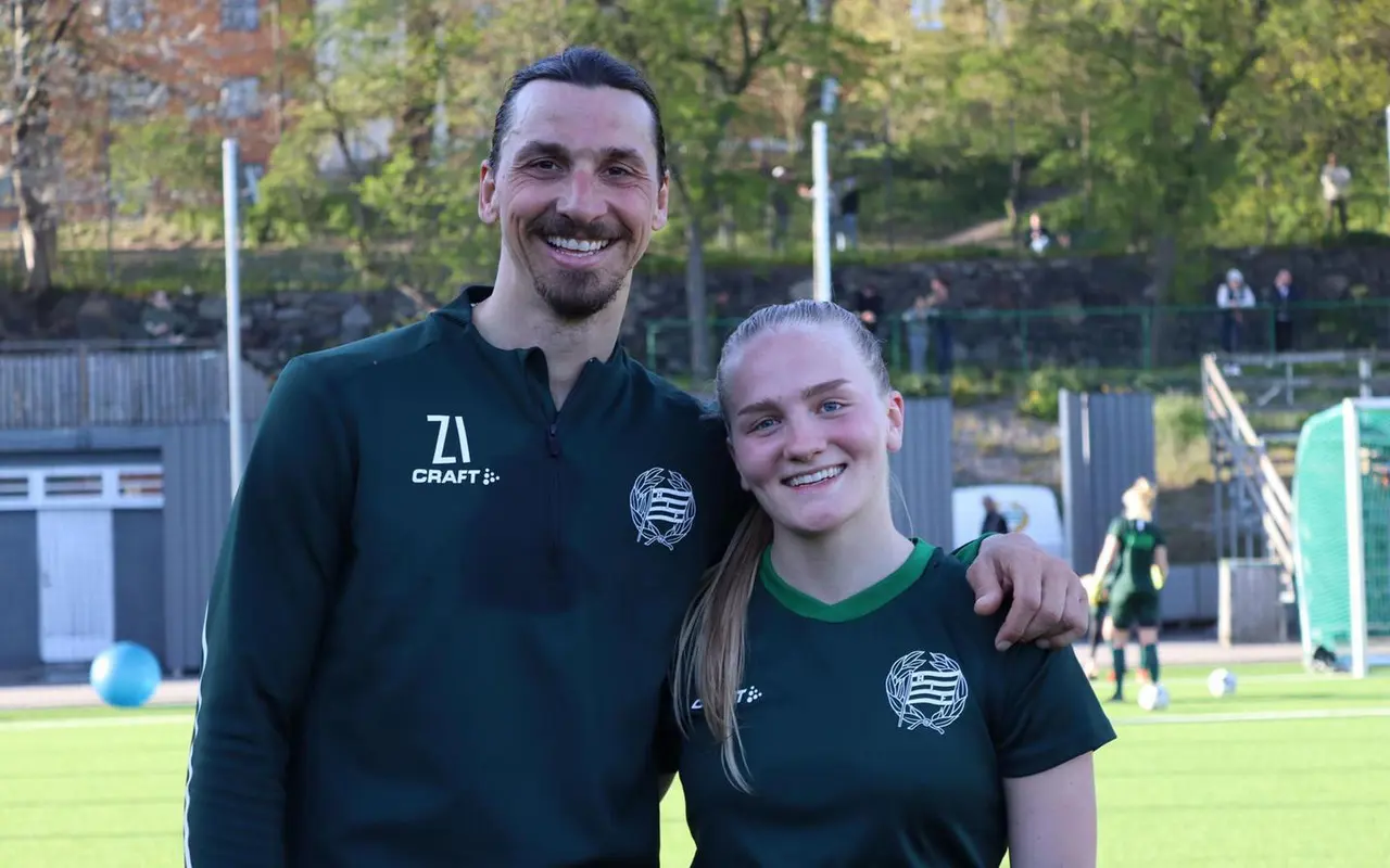 En härlig fotbollsbild att njuta av inför Valborgshelgen