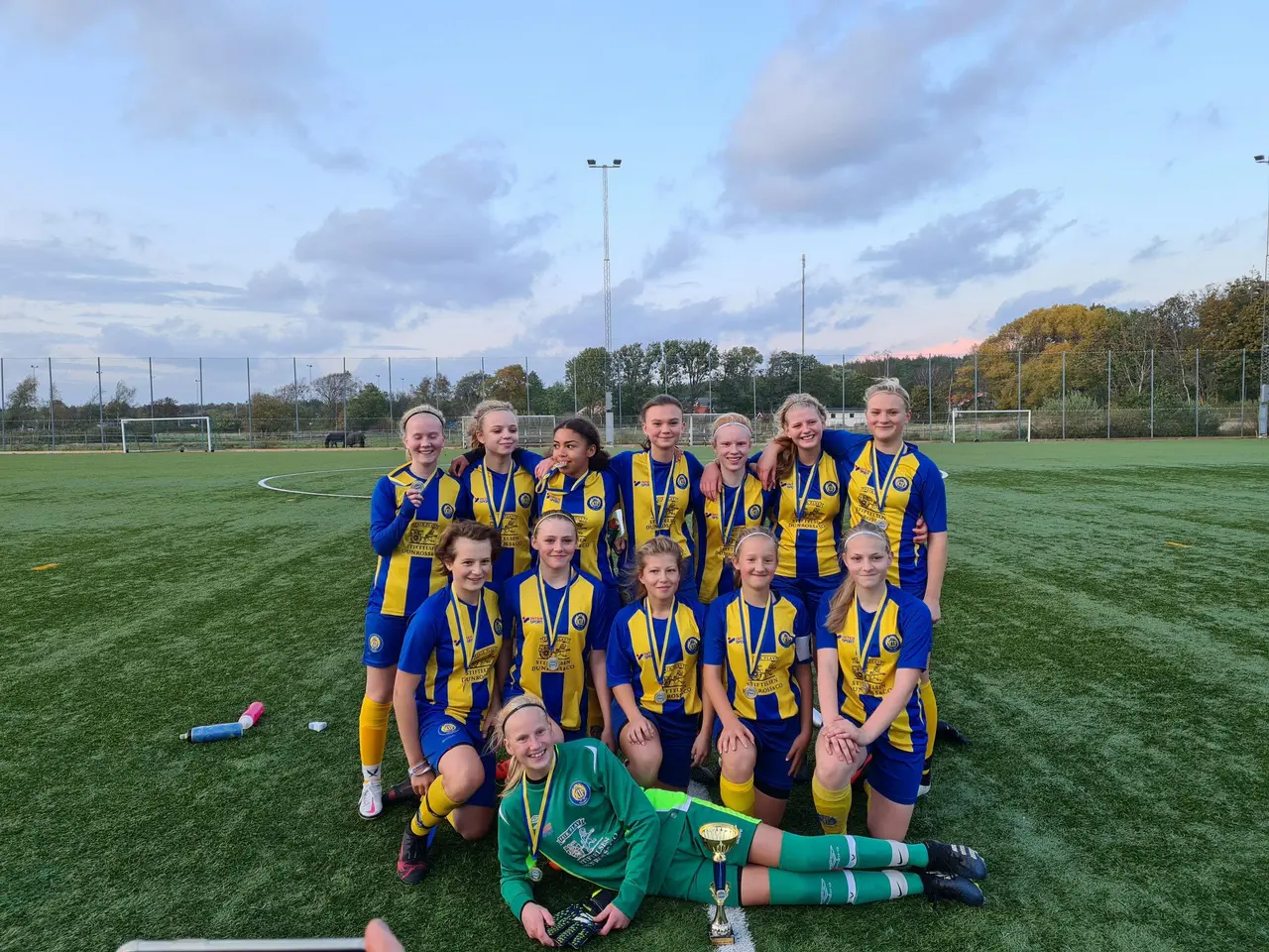 På bilden saknas Isa som blev sjuk och bara spelade lördag (foto: Nina Körnsberg)