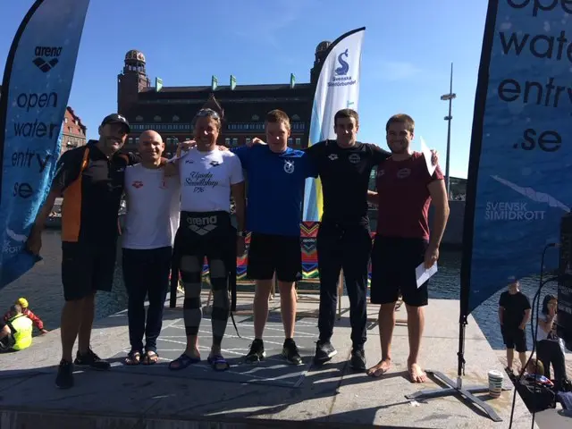 3:a från höger Anton Wallin