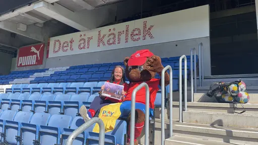 Härliga bilder på våra minsta flickstjärnor i HIF ❤️💙
