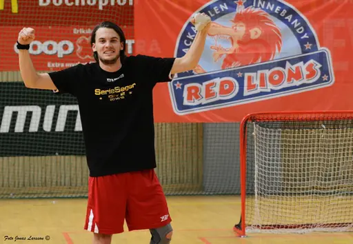 Intervjuer Med tränare Thomas Palmér och backen Anton Sjölund Jurado.