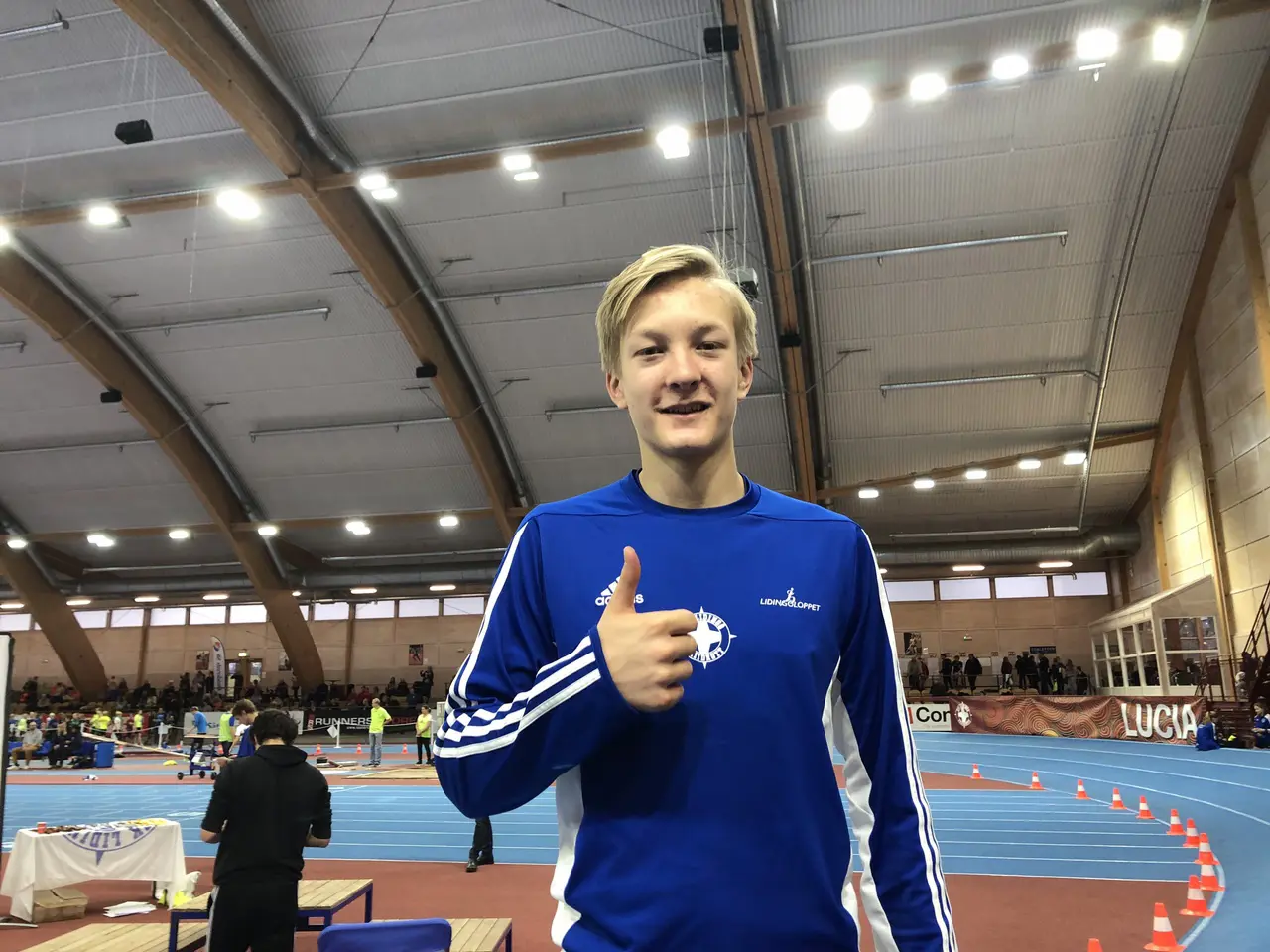 Ny klubbrekordhållare på 30m – David Århammar visade att sprintträningen har funkat bra. Foto. Janne Åkerblom
