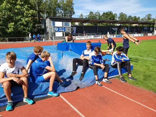Många fina insatser av detta starka gäng. I mitten Oliver, som satte pers i alla grenar