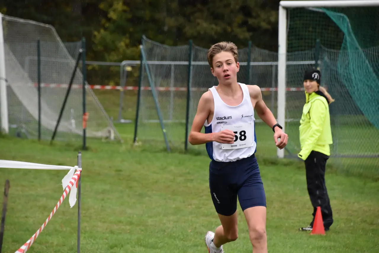 Kalle Ottfalk noterade finfina 12:00 på 4 km när Lidingöloppet on Tour Powered by Klövern kördes på Lidingö under vecka 17. Bild från terräng-DM i höstas. Foto: Janne Åkerblom