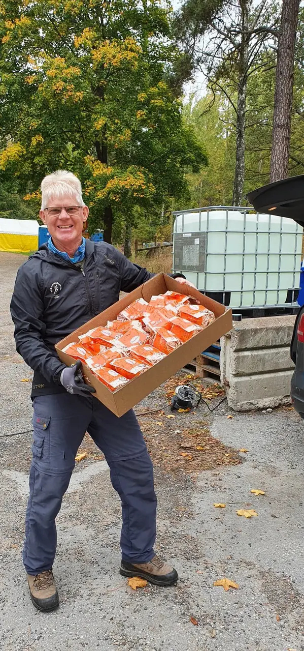 Mats Hvalgren är ansvarig för vätskestationen i Tyktorp. Foto: Lotta Hellstrand
