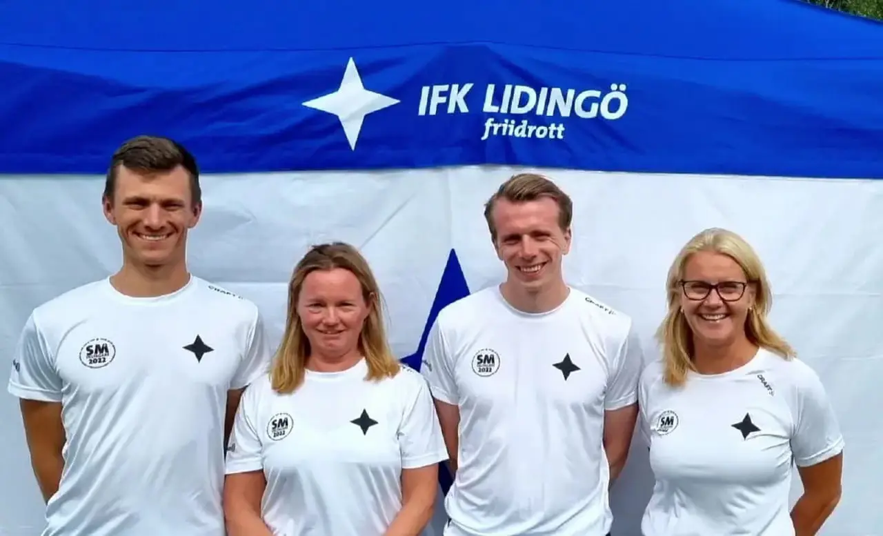 En kvartett superfixare. Erik Svensson, Ingela Stralka och så de båda SM-generalerna Andreas Movin och Lotta Hellstrand.