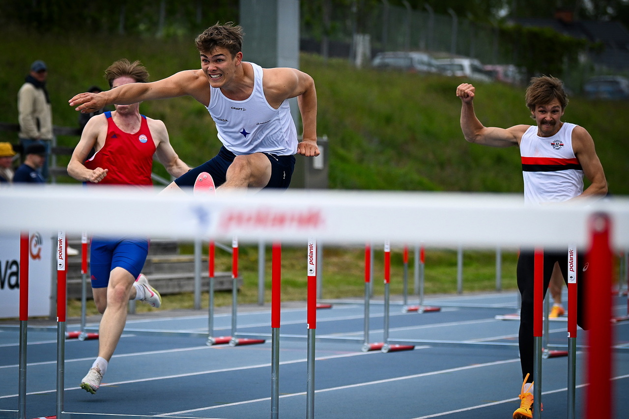 Malte kan titulera sig som regerande 110m-häckmästare i Öresundsspelen. Foto: DECA (bild från Kringelspelen i Södertälje)