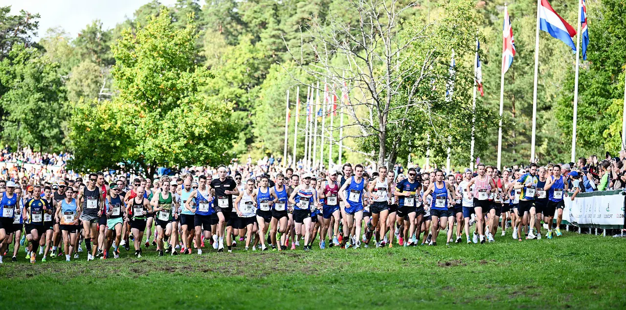 Starten på 30 km. Foto: DECA Text & bild
