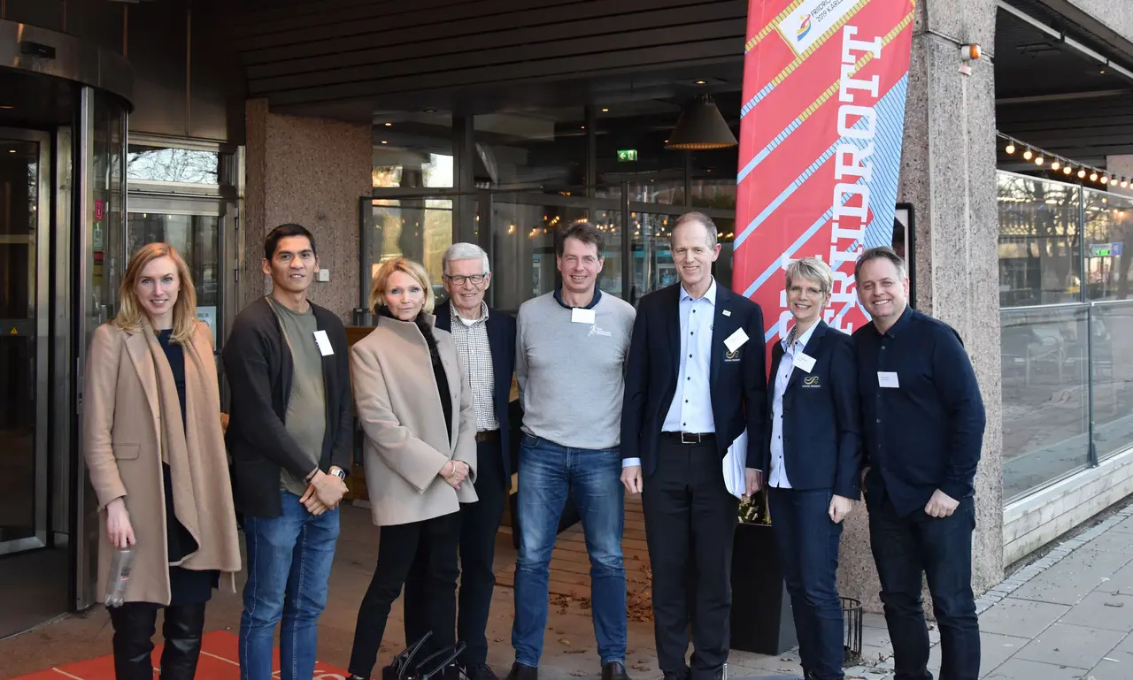 Rebecka, Dennis, Anna, Curt, Staffan, Toralf, Karin och Janne. Foto: Kullen