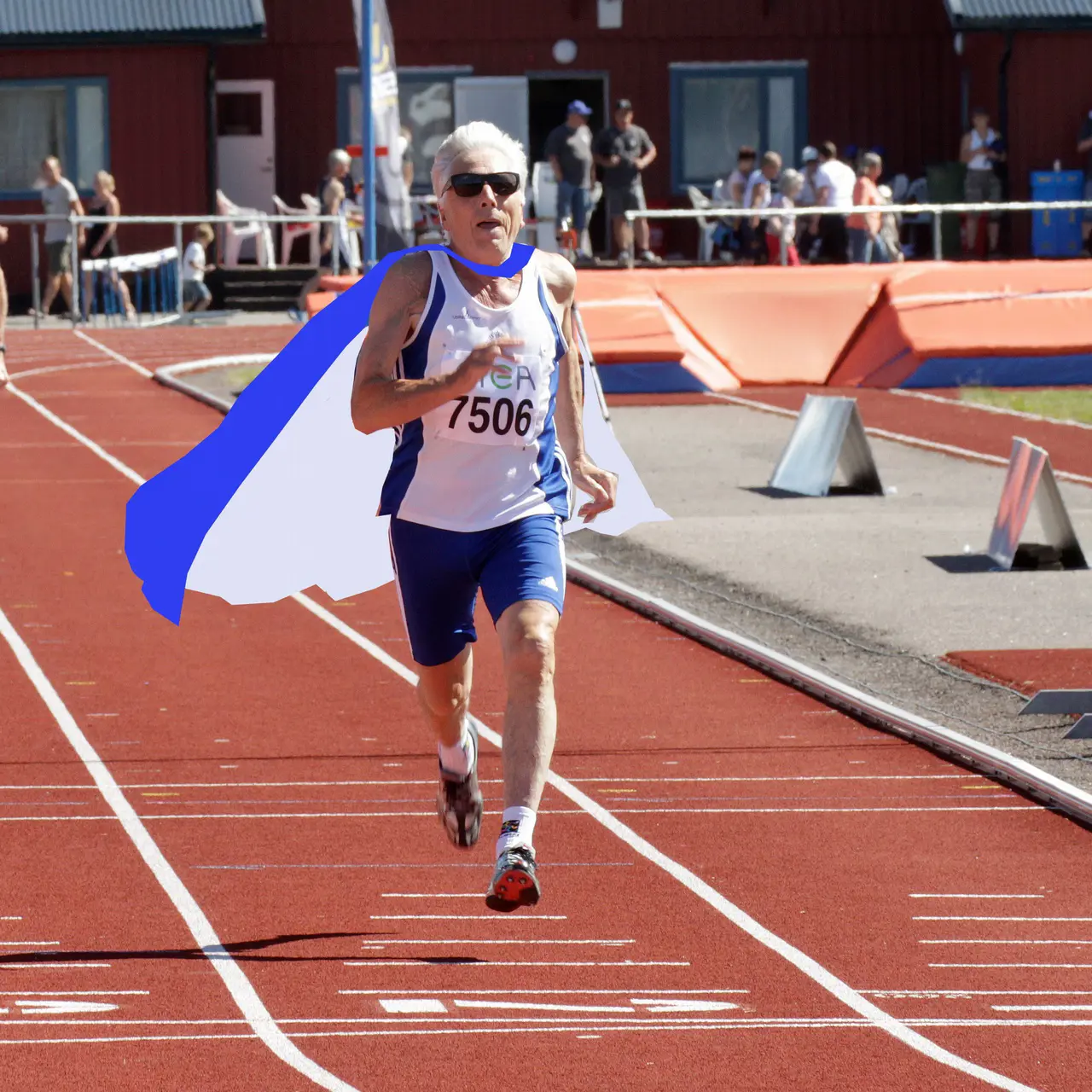 I dag fyller Anthony 80 år. I helgen flyger han fram mot nya veteran-DM-medaljer.
