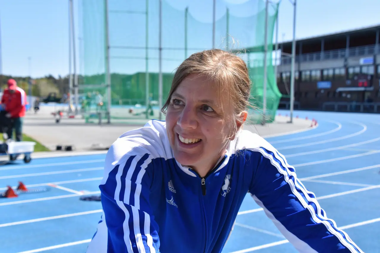 Lena Björk har en klar medaljchans i veteran-EM som börjar i dag. Lena kastar på måndag. Foto: Janne Åkerblom
