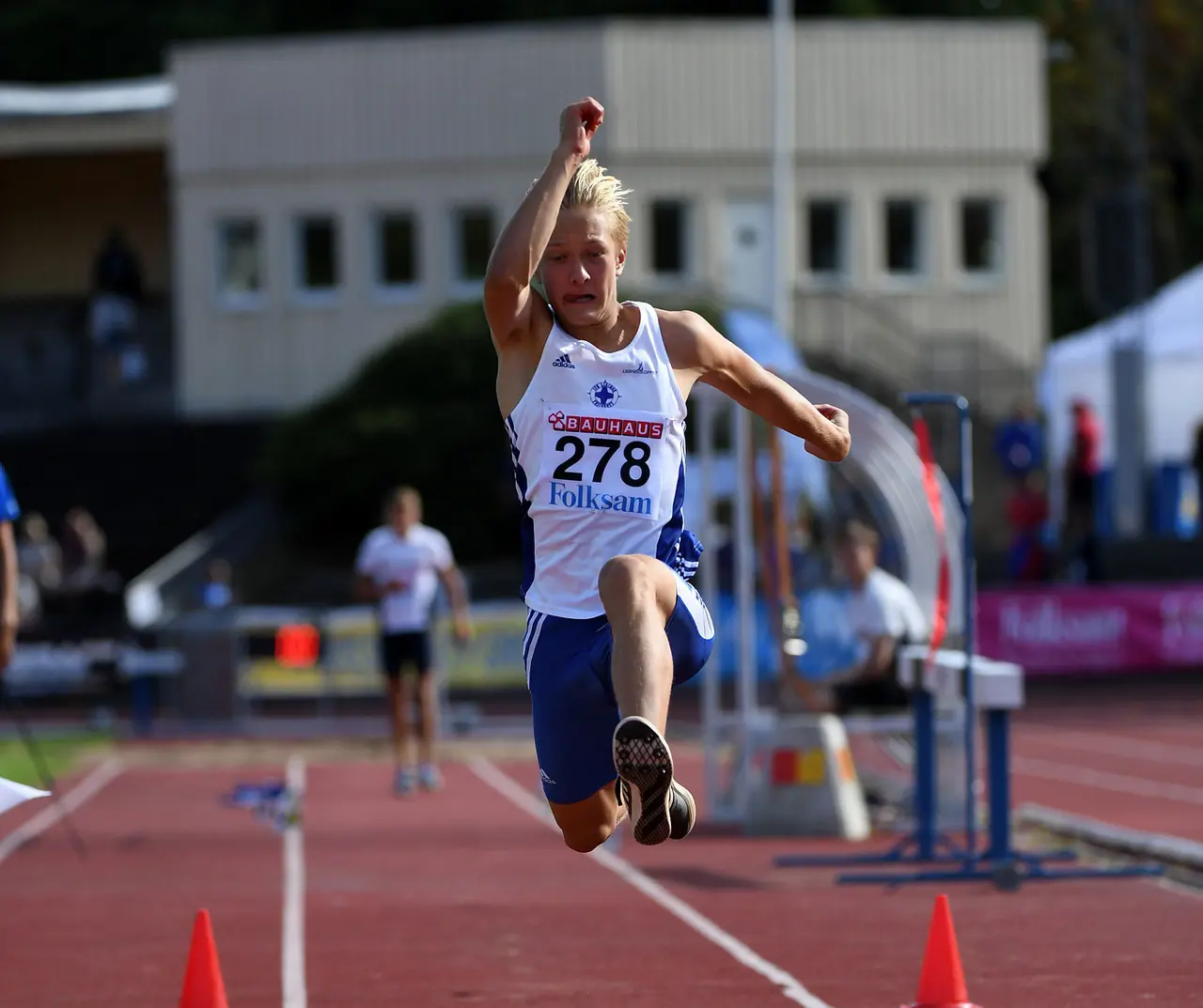 David Århammar tog guld på hela 14.34! Foto DECA Text & Bild