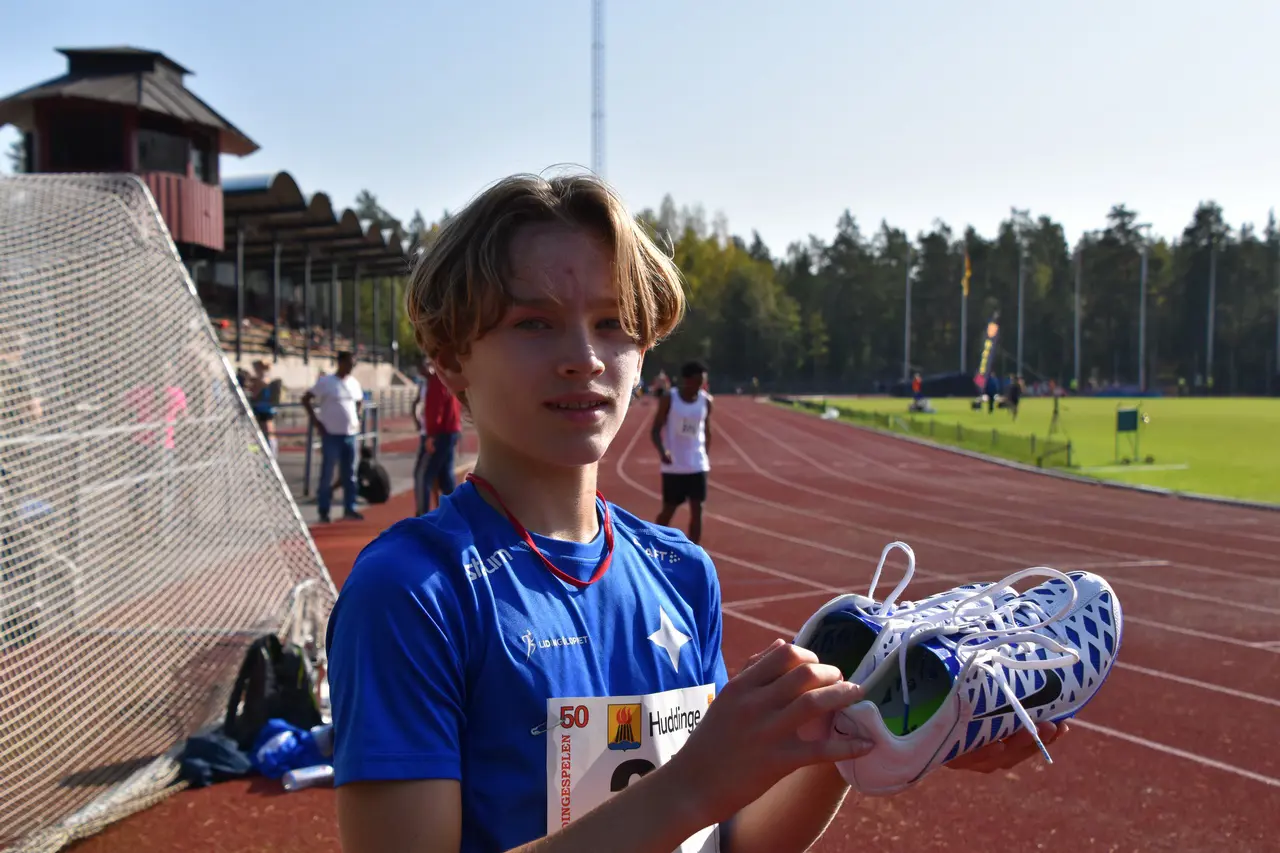 Philip Byman har avverkat 800m-debuten. Foto Janne Åkerblom