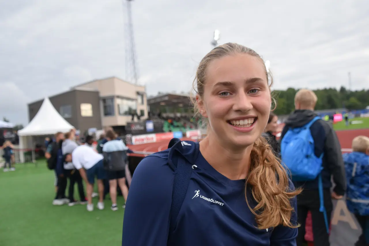 Pers, klubbrekord och en mycket meriterande femteplats. Ja, det blev Alice Lingrens fina SM-debut. Foto: Janne Åkerblom
