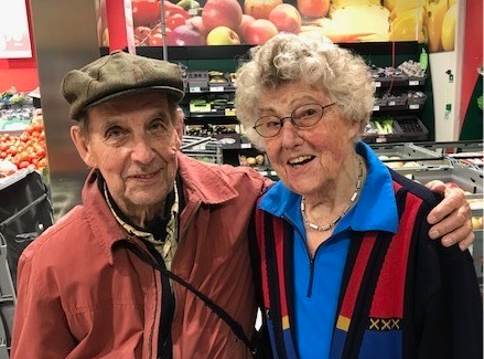 Sven Gärderud, 99 år ung i dag. Här tillsammans med fru Ingrid. Foto: Lasse Dahlstedt
