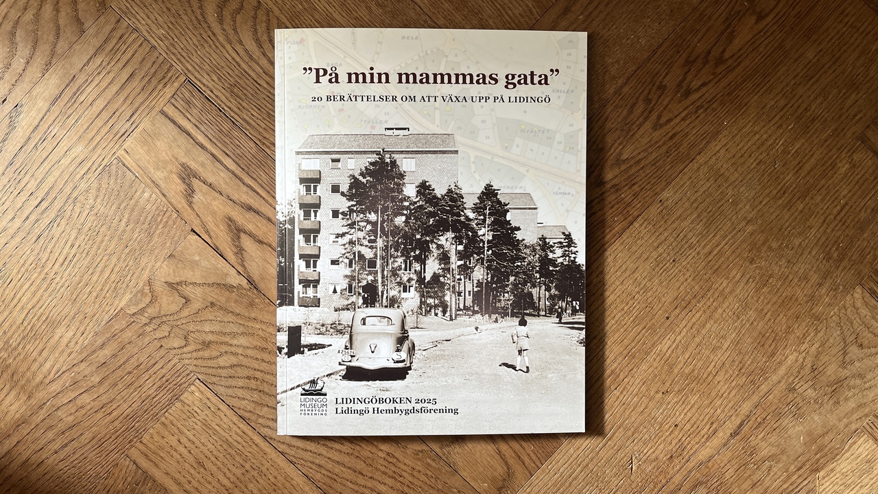 Tre av tjugo berättelser i boken ”På min mammas gata” är författade av tre IFKare. Foto: Janne Åkerblom