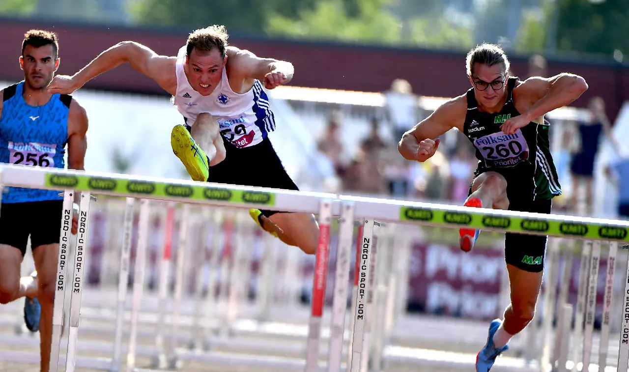 Fredrick Ekholm vann före Max Hrelja i Karlstad GP. Foto: DECA Text & Bild