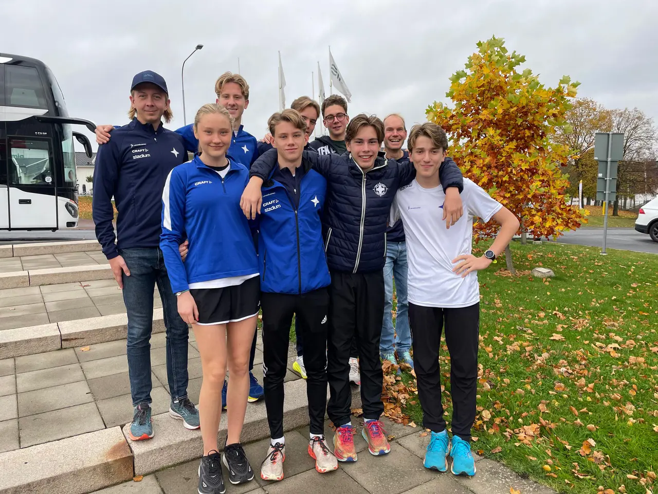 Emil, Love, Sebbe, Kalle, Daniel, Elsa, Emil, Oskar och Luca hade en bra helg i Jönköping. Foto: Ingela Ottfalk
