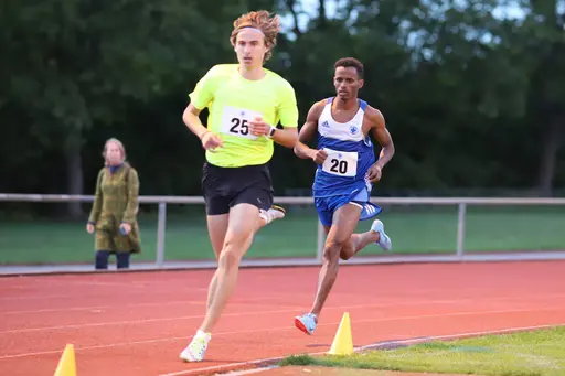 Foton från KM 2000m och KM 5000m: Christer Klinth