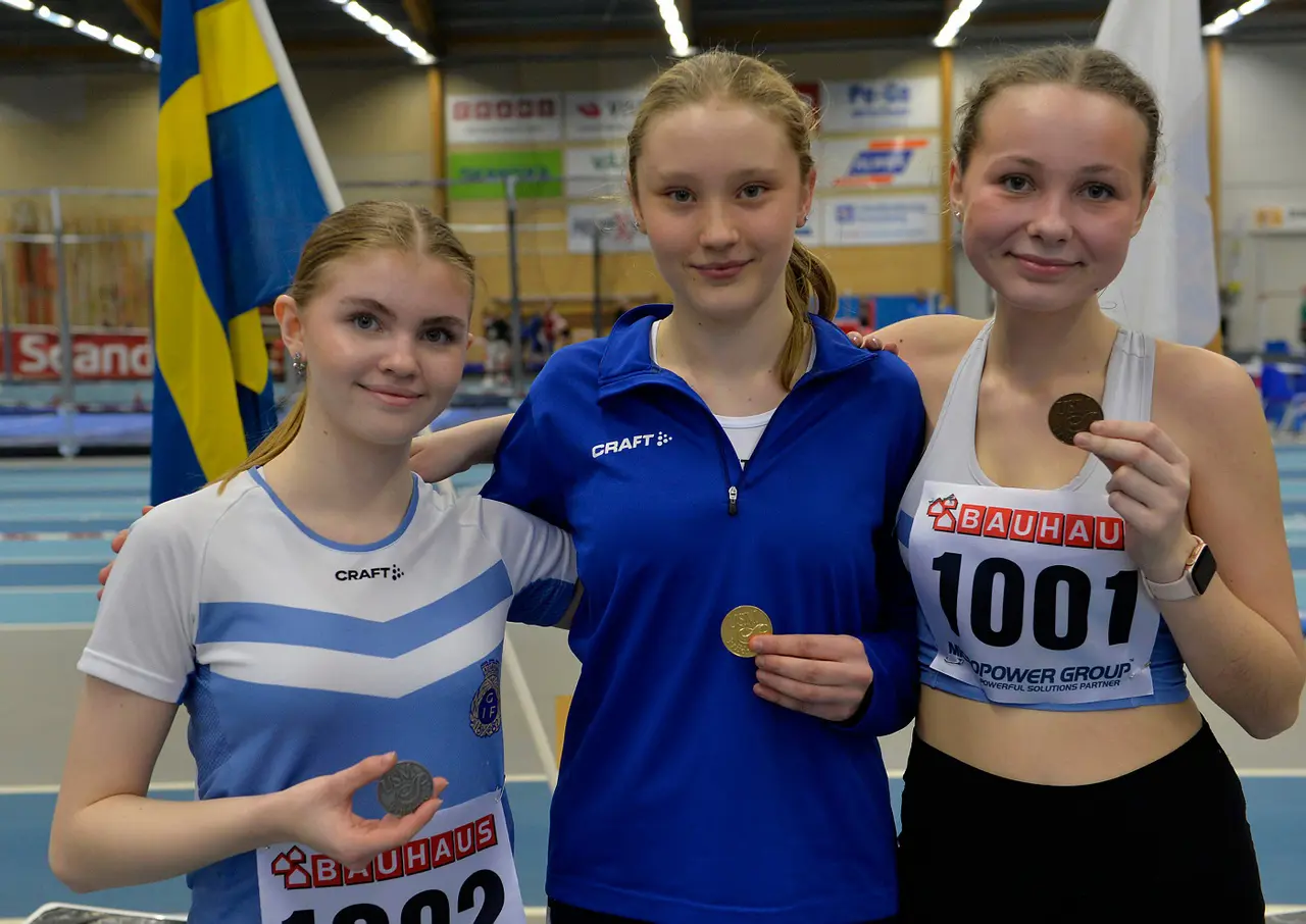 Elsa. Svensk ungdomsmästare på 3000m gång. Foto: DECA Text & Bild