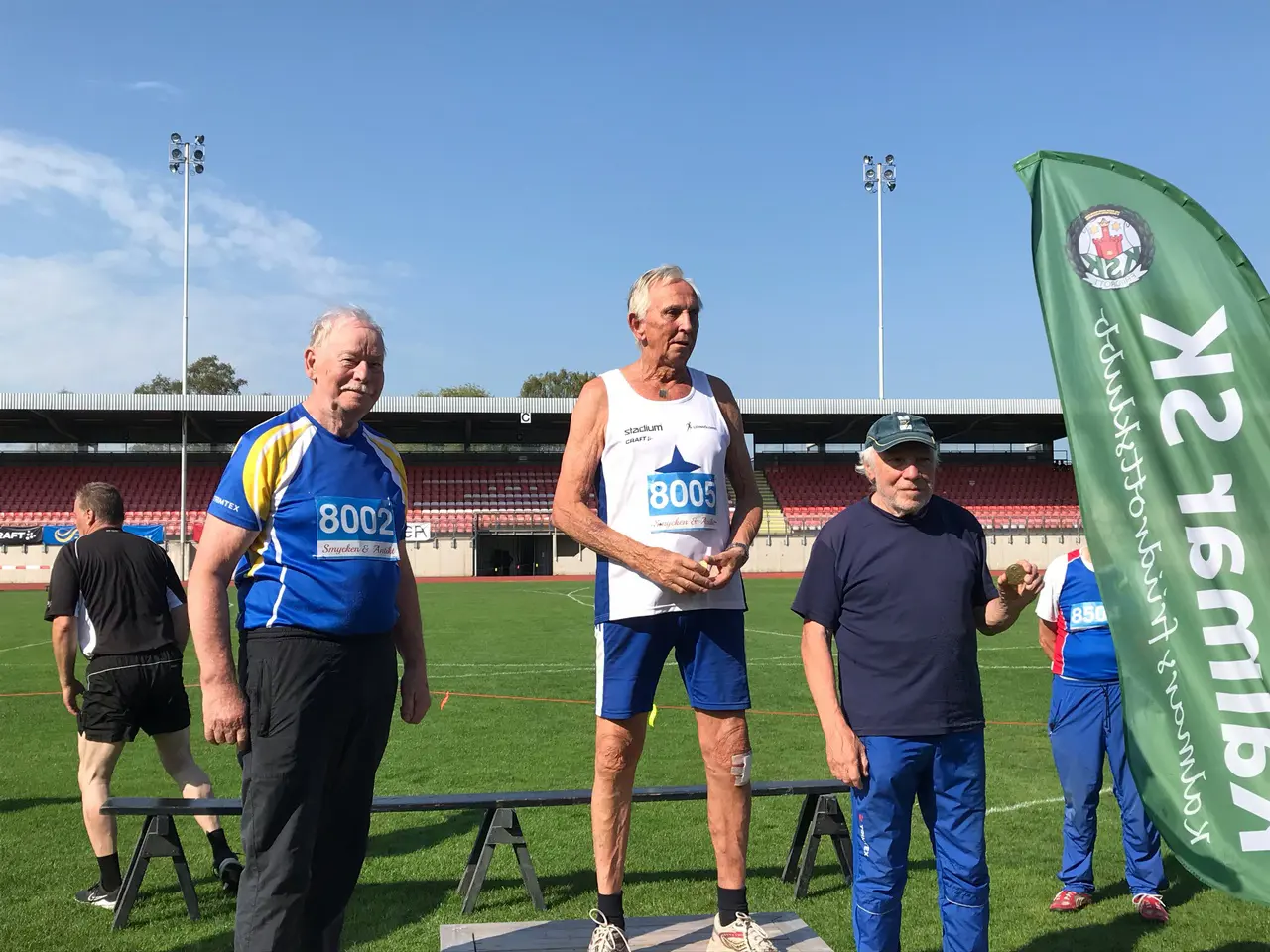 Ingvar var en av tre IFK Lidingö-guldmedaljörer under andra dagen av veteran-SM i Kalmar.