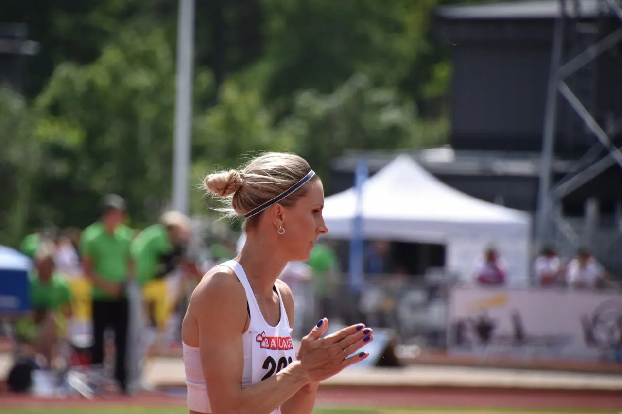 Malin hoppades att hennes sista hopp skulle räcka till final i ett tjugonde utomhus-SM. Och det gjorde det! Foto: Janne Åkerblom
