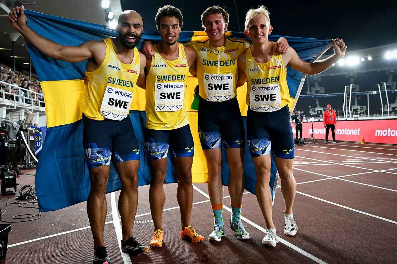 Kvartetten Jean-Christian Zirignon, Zion Eriksson, Linus Pihl och Herman Forsberg sprang 4x100m i Finnkampen 2024. Foto: DECA