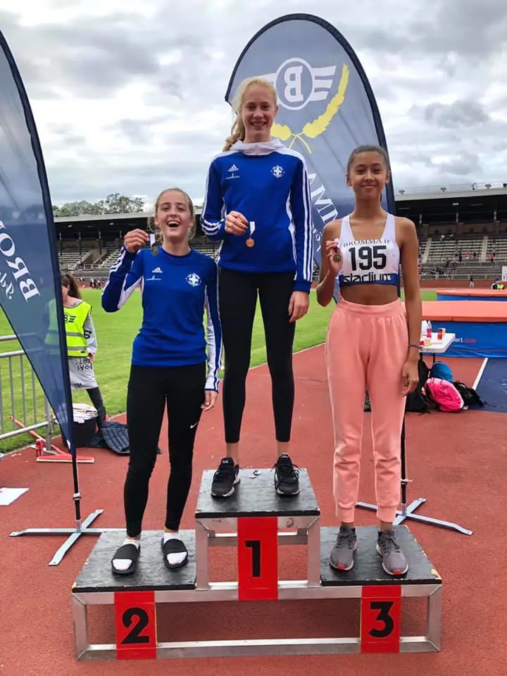 Trippelt IFK på F15 80m-pallen. Foto: Annelie Nygårds