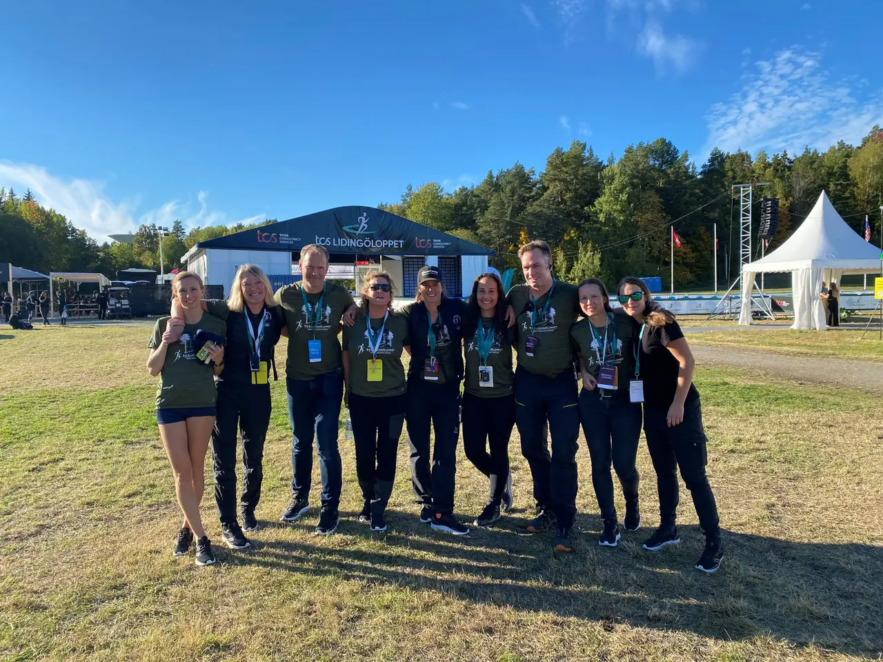 Från vänster: Rebecka, Cilla, Fredrik, Josefin, Sara, Jade, Martin, Eva-Lena, Sandra